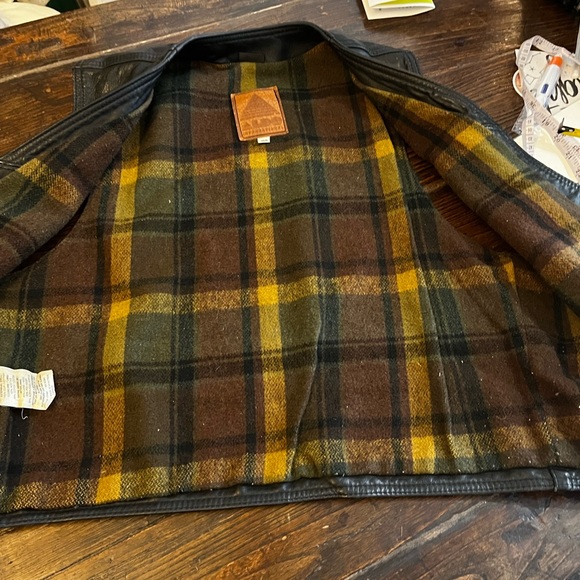 ALDO Vintage leather vest - Picture 6 of 15